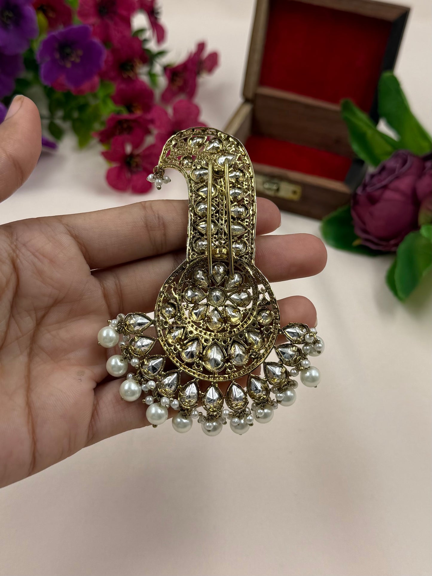 Gitanvi Victorian Kalangi