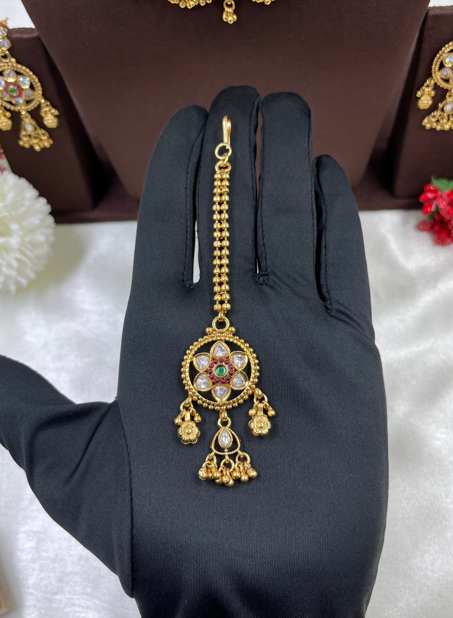 Sara Heritage Premium Necklace