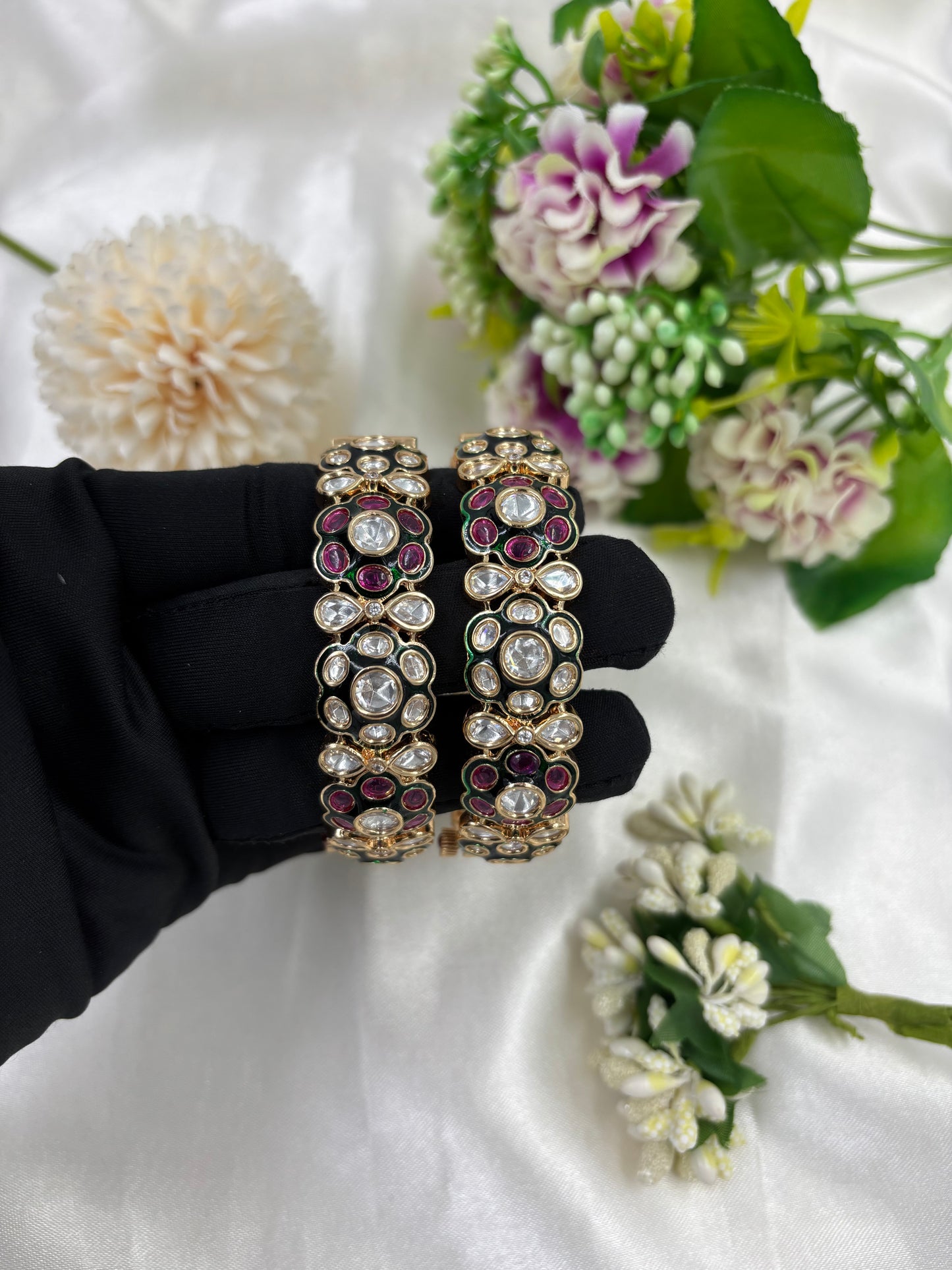 Gulzar Mina Kari Moissanite Kundan Bangles [Openable]