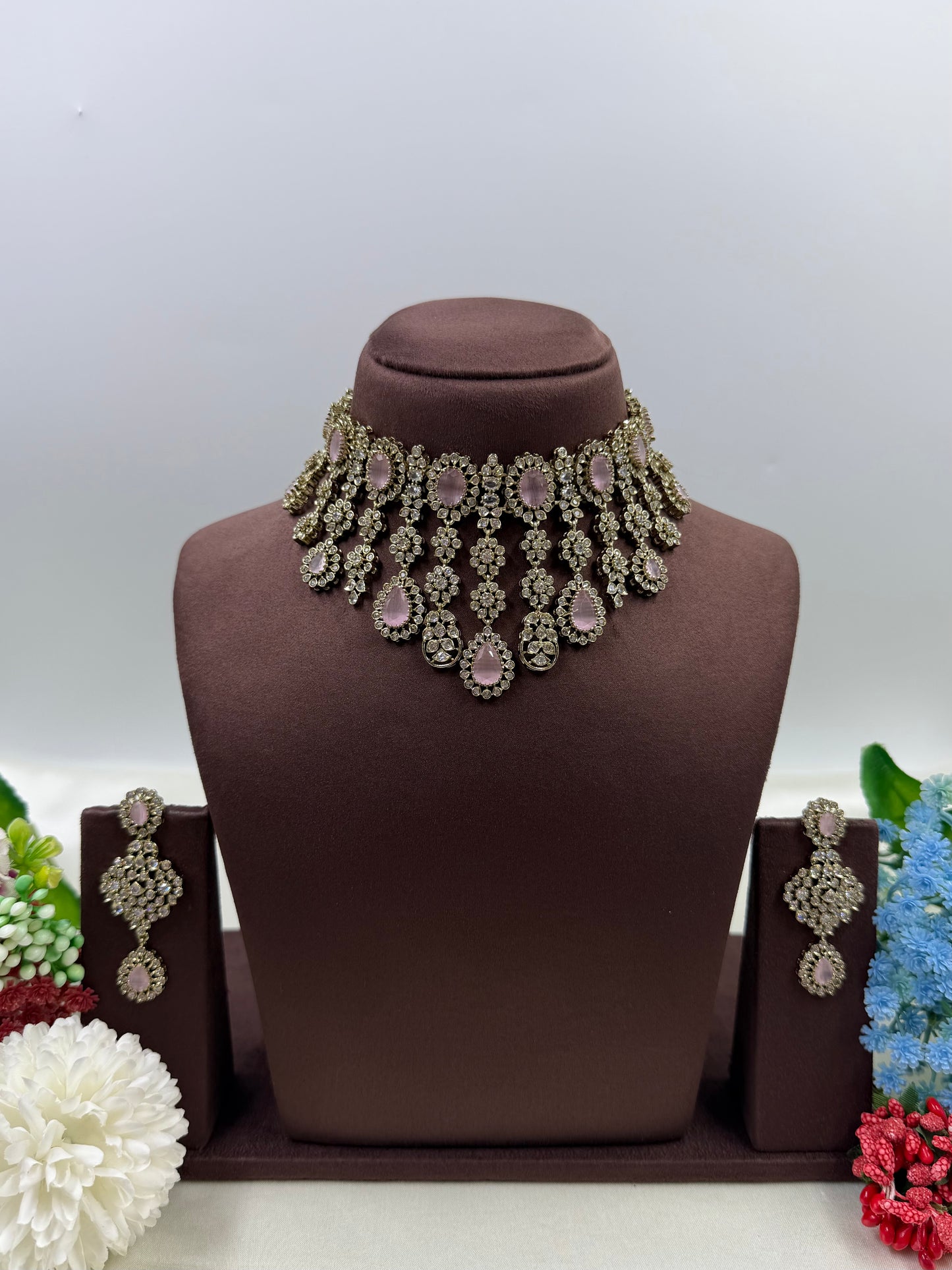 Tina Victorian Choker Necklace Set