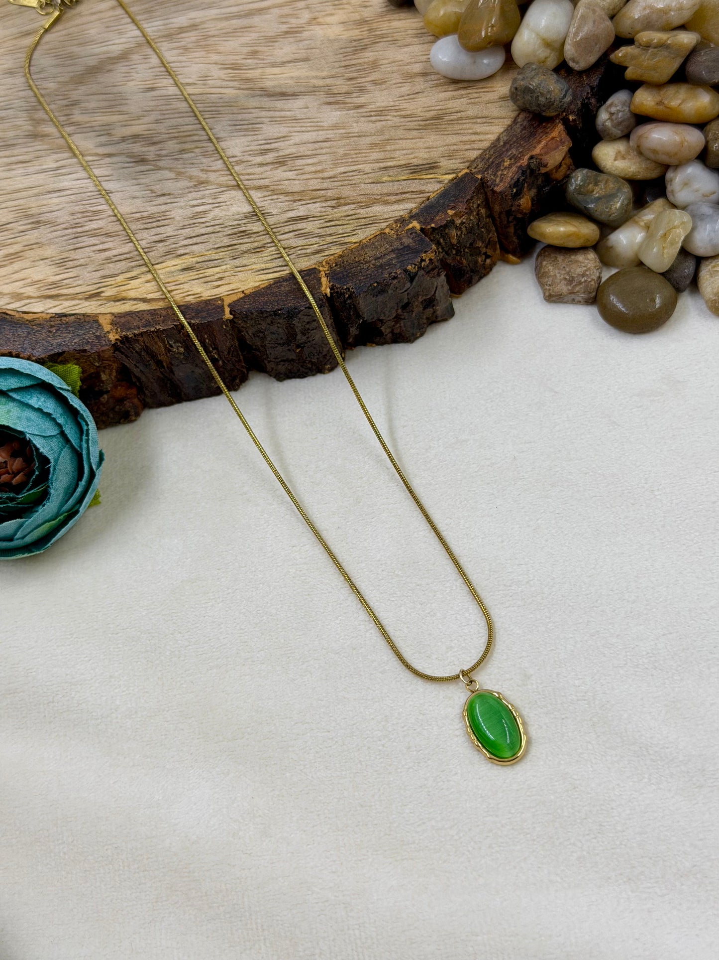 Green Stone Gold Chain