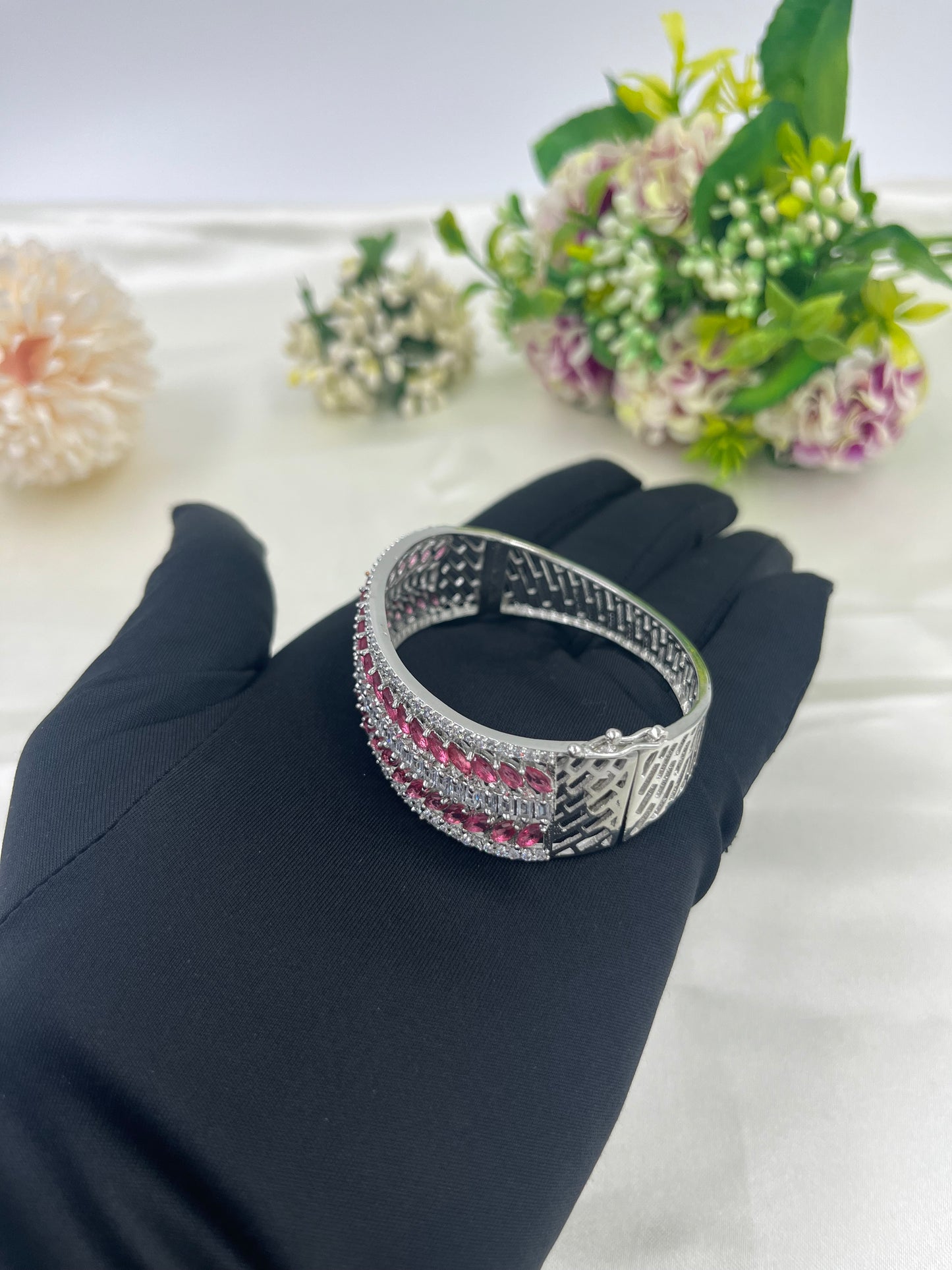 Riviera Emerald Shine Ad Openable Kada