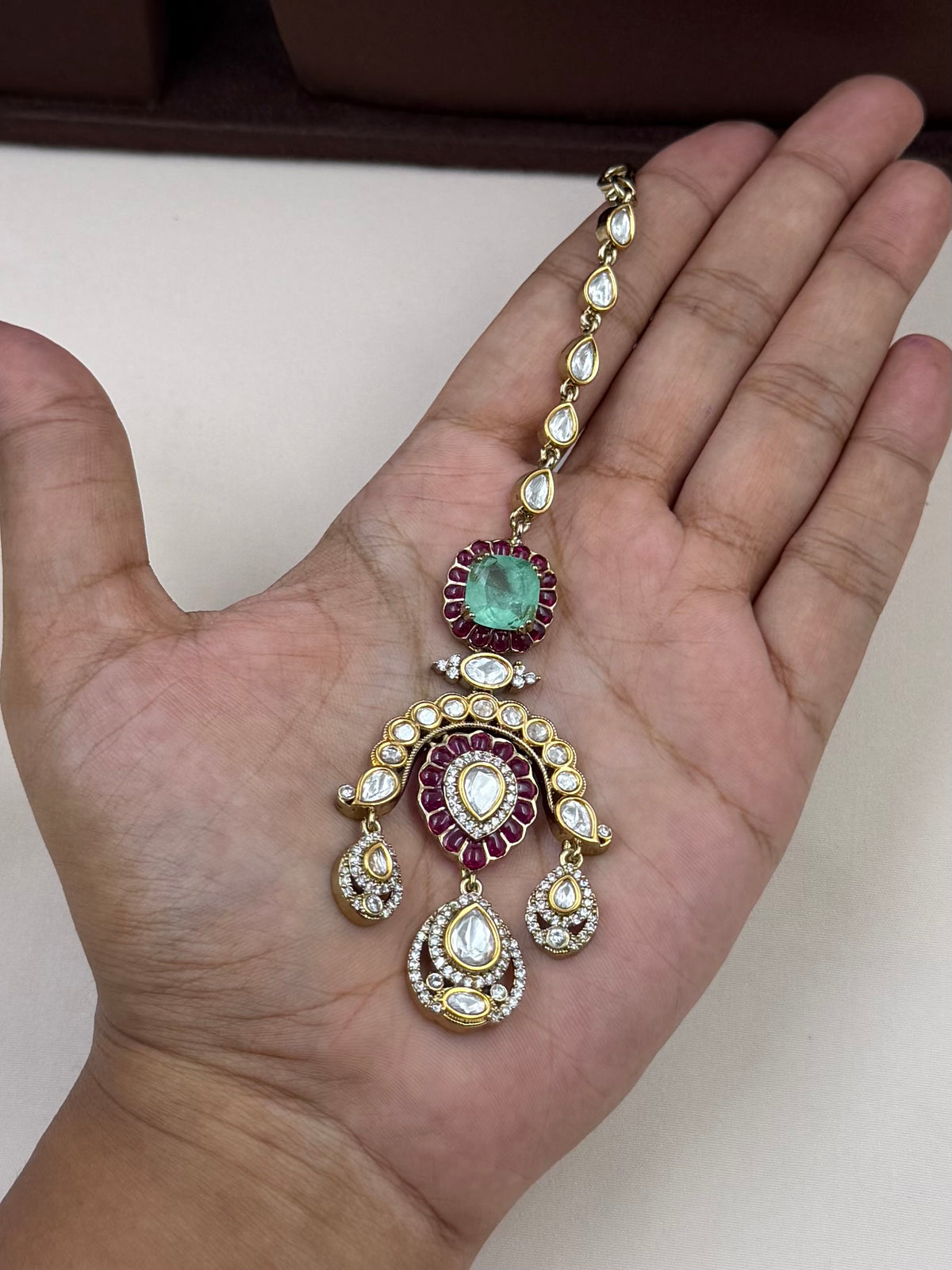 Narayani Victorian Premium Necklace Set