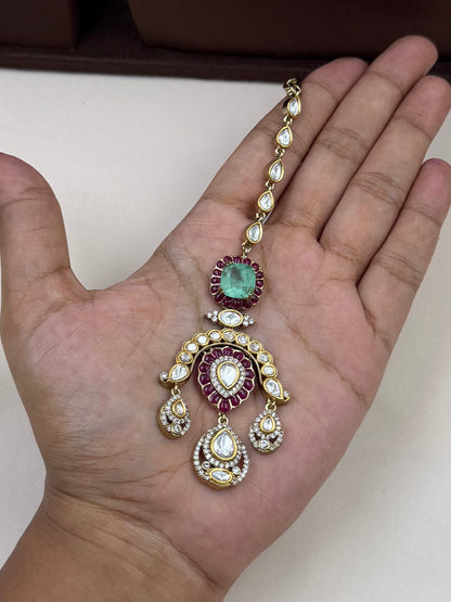 Narayani Victorian Premium Necklace Set