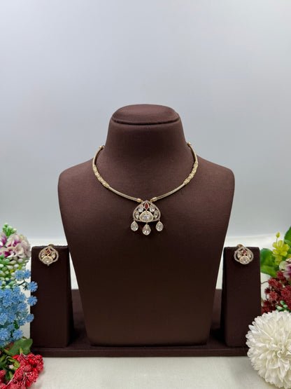 Jennifer Moissanite Hasli Necklace
