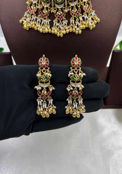 Shakti Pachi Kundan Choker Necklace