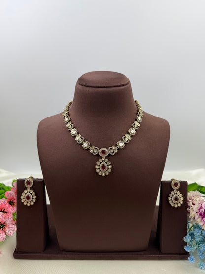 Priya Premium Victorian Necklace Set