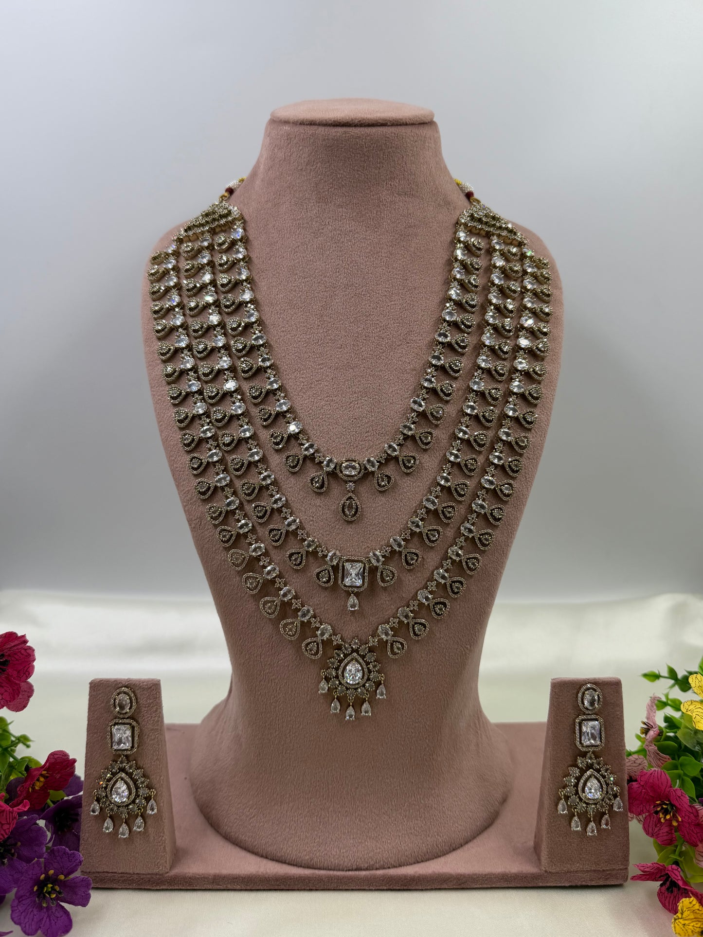 Nayana Triple Layer Victorian Necklace Set