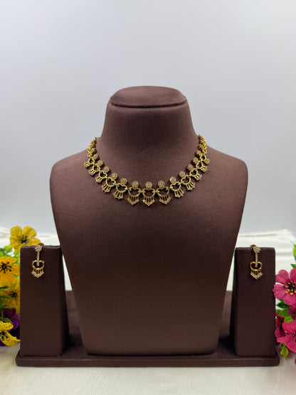 Saniya Traditional Necklace