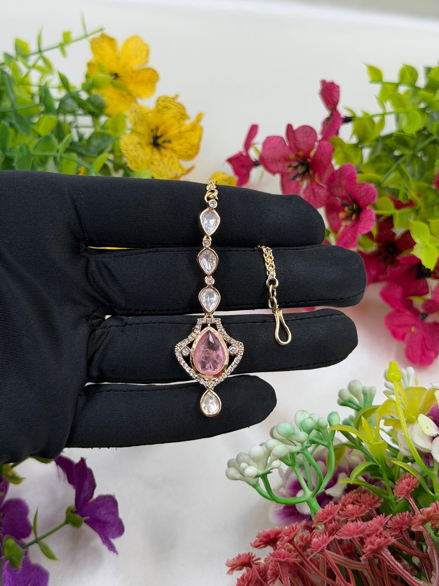 Juhi Moissanite Mang Tika
