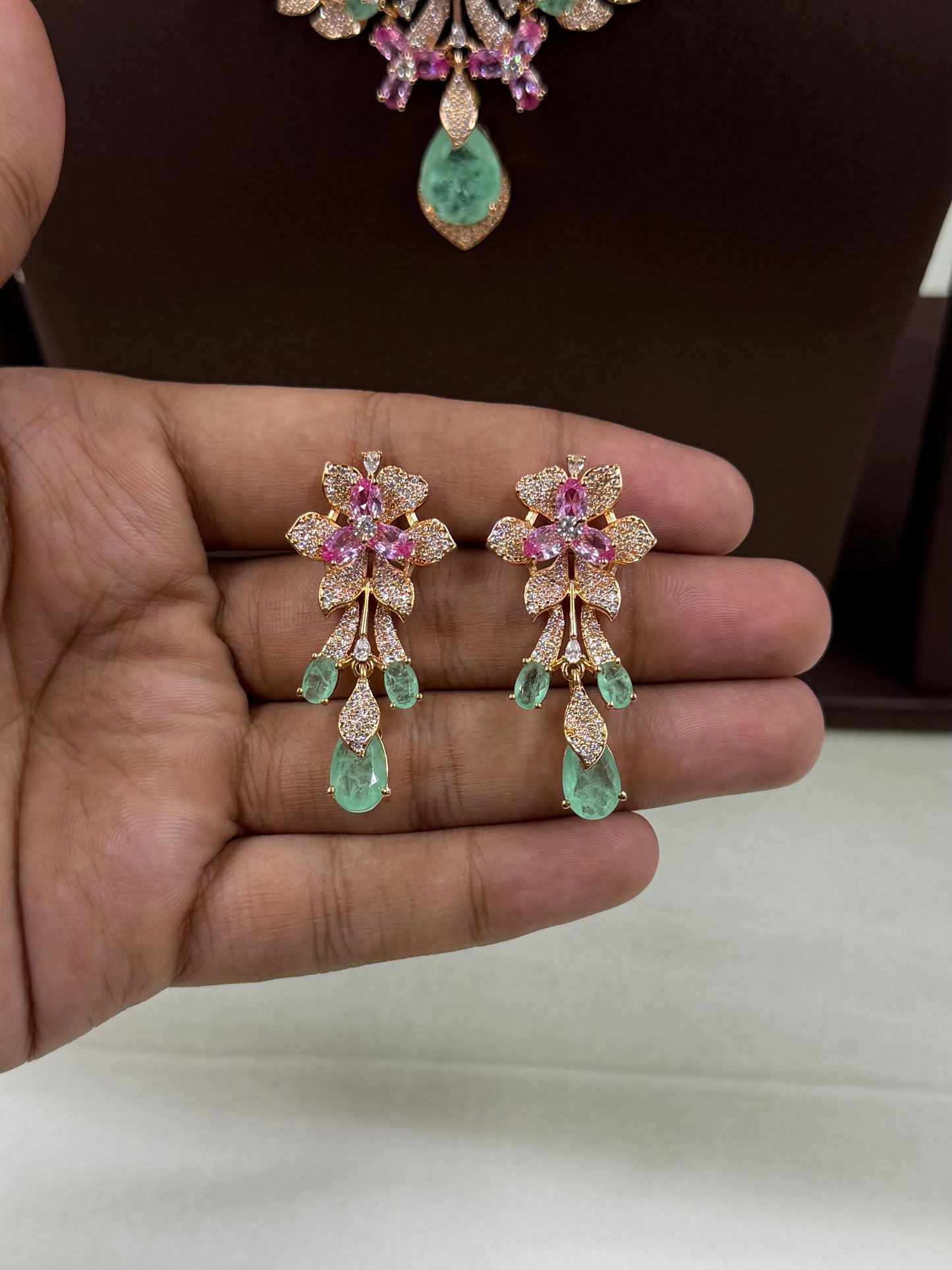 Zinnia American Diamond Necklace Set