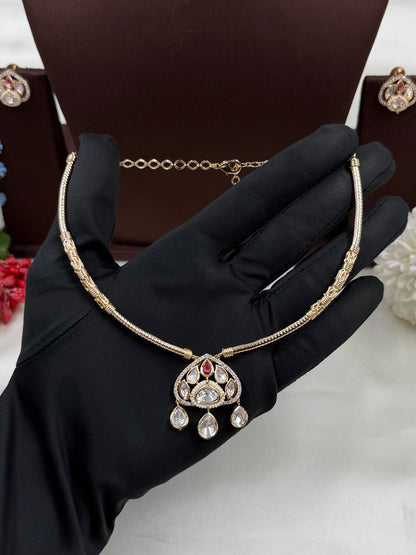 Jennifer Moissanite Hasli Necklace