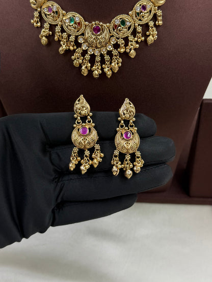 Shreya Heritage Delicate Necklace Set