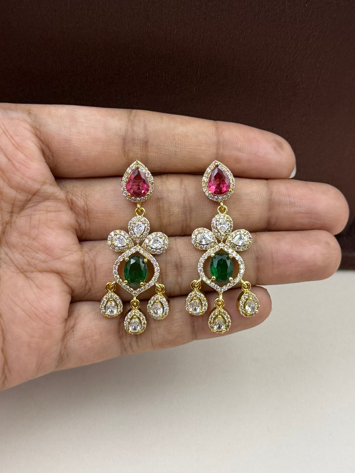 Sneha Victorian Hasli Necklace Set