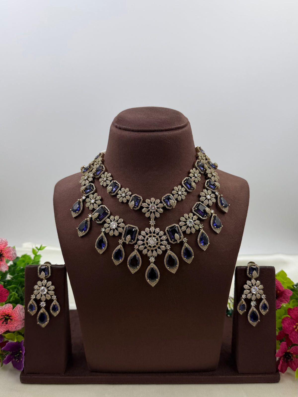 Alisha Victorian American Diamond Necklace Set