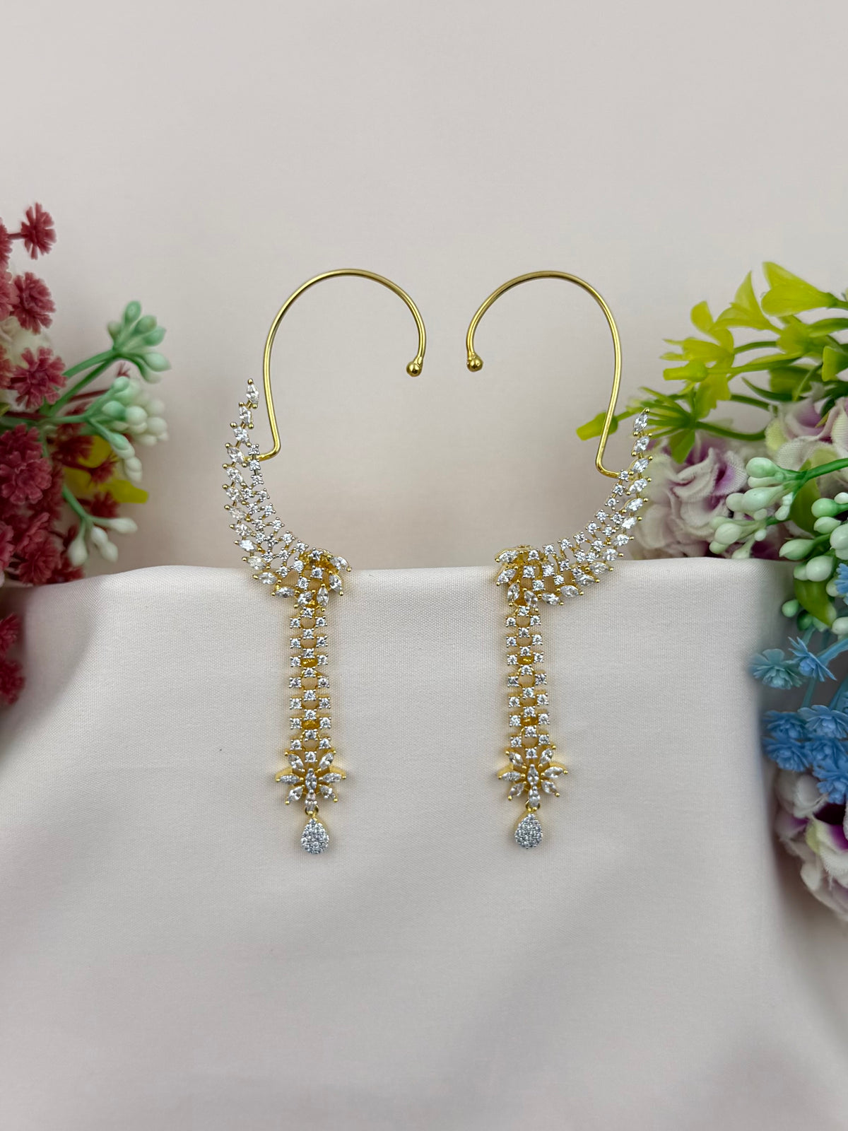 Clara American Diamond Two Tone Earcuff