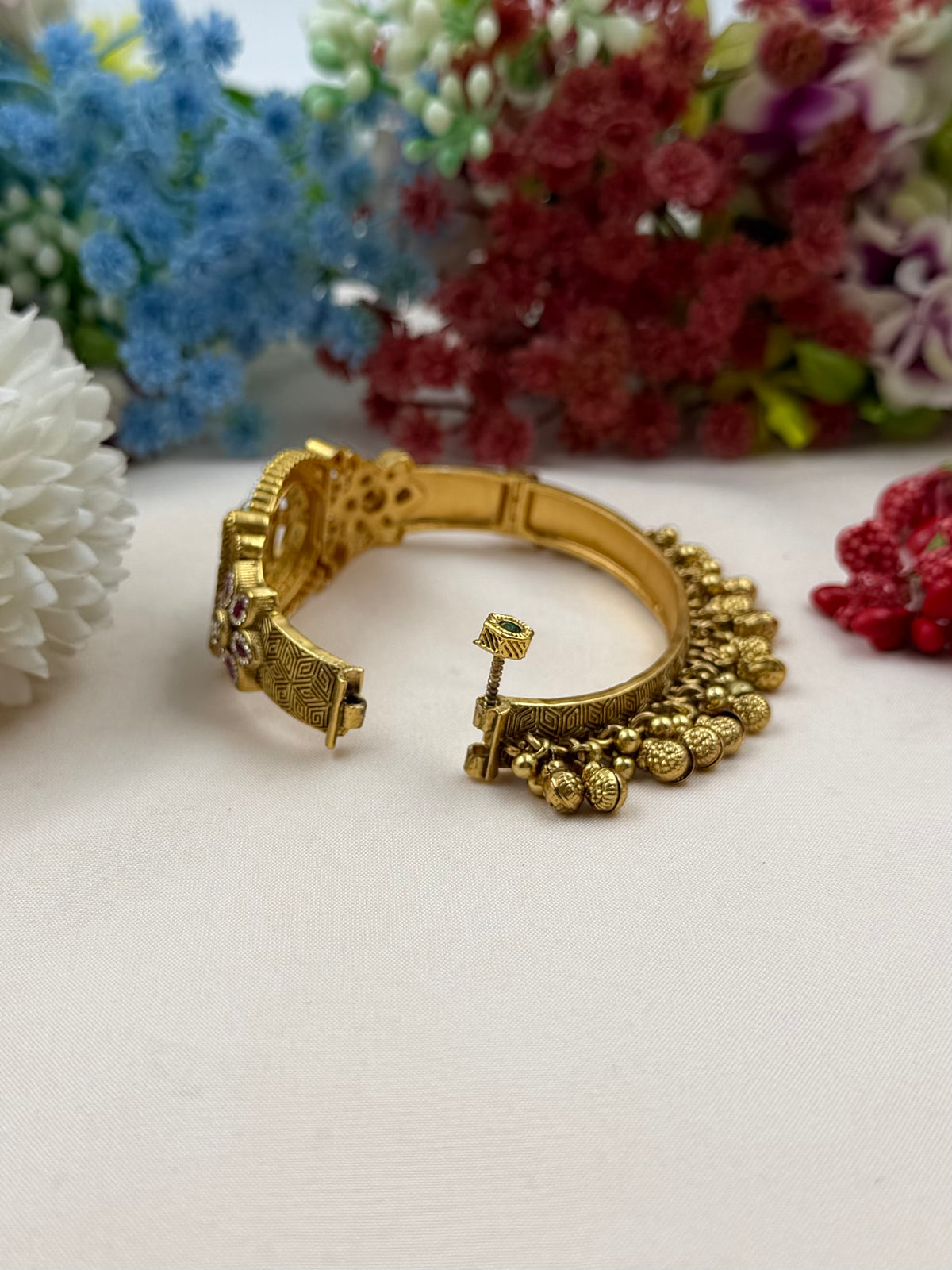 Mrunali Chorski Bangles (Openable)