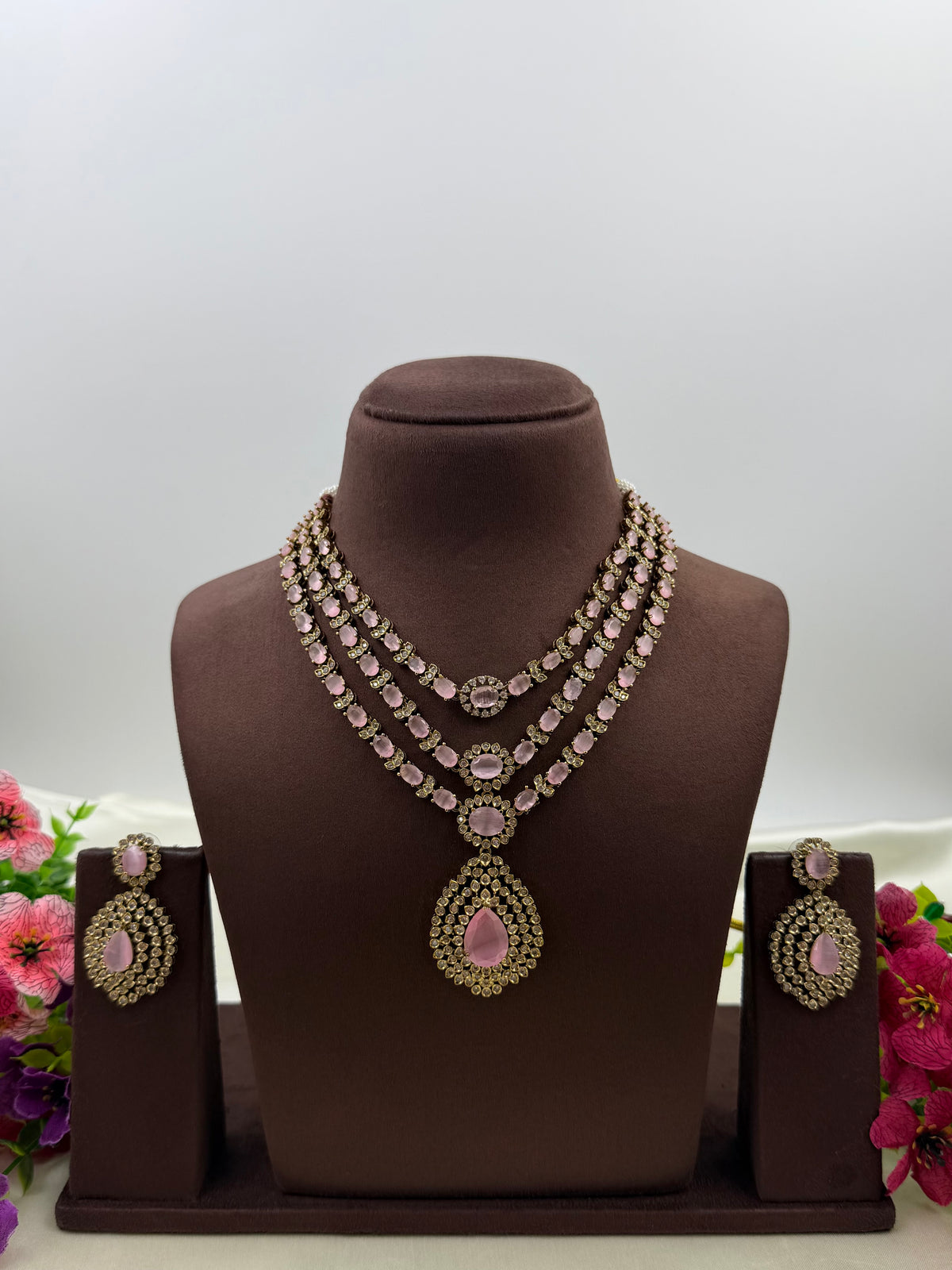 Roshni Victorian Three Layer Necklace Set