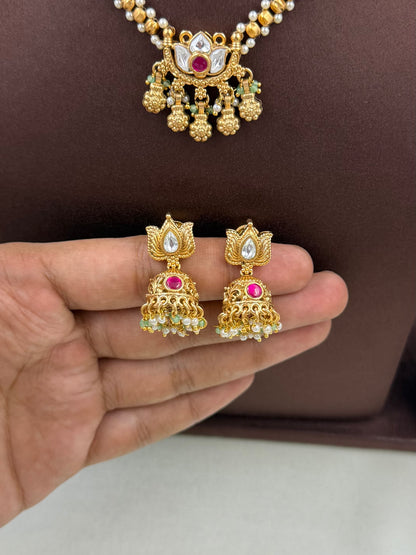 Nisha Chorski Necklace Set