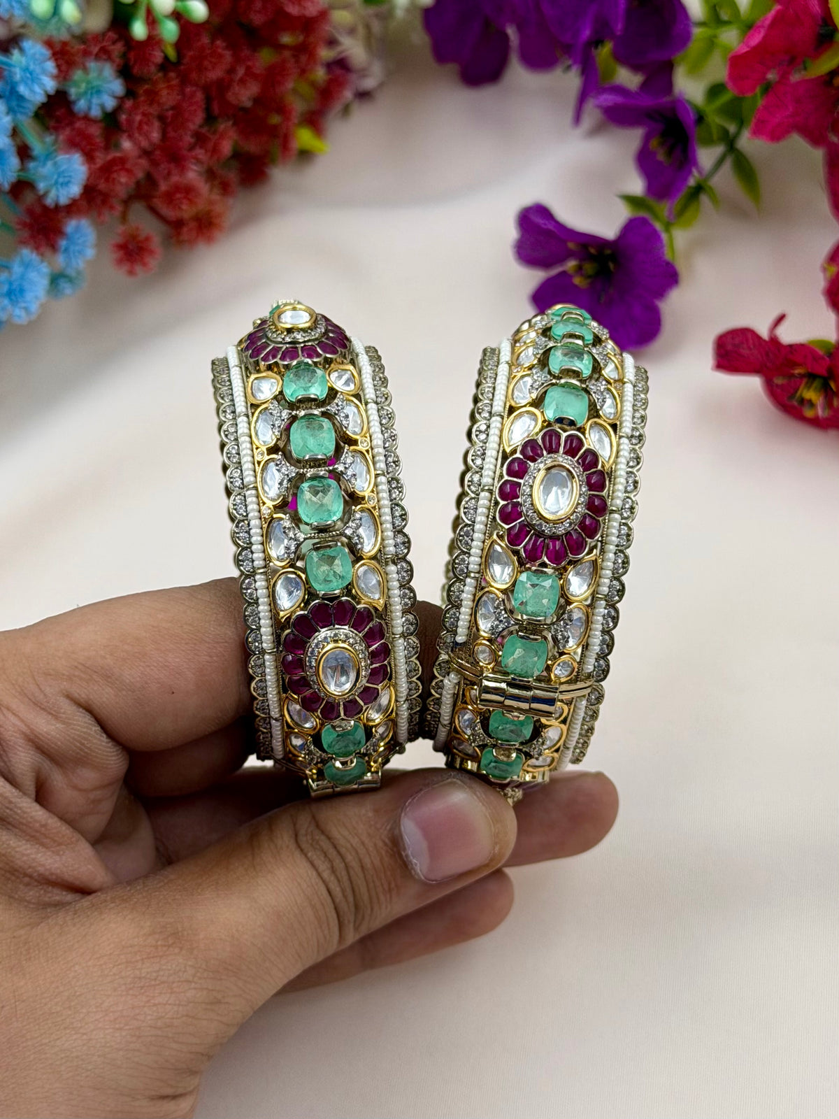 Kanika Victorian Bangles (Openable)