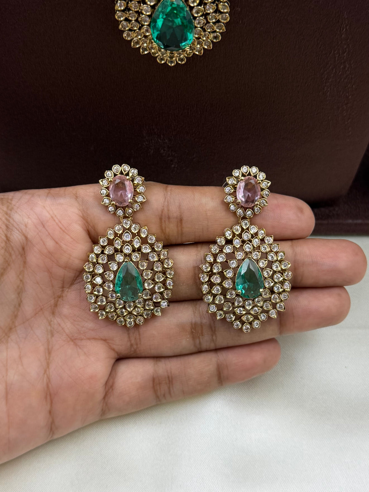 Roshni Victorian Three Layer Necklace Set
