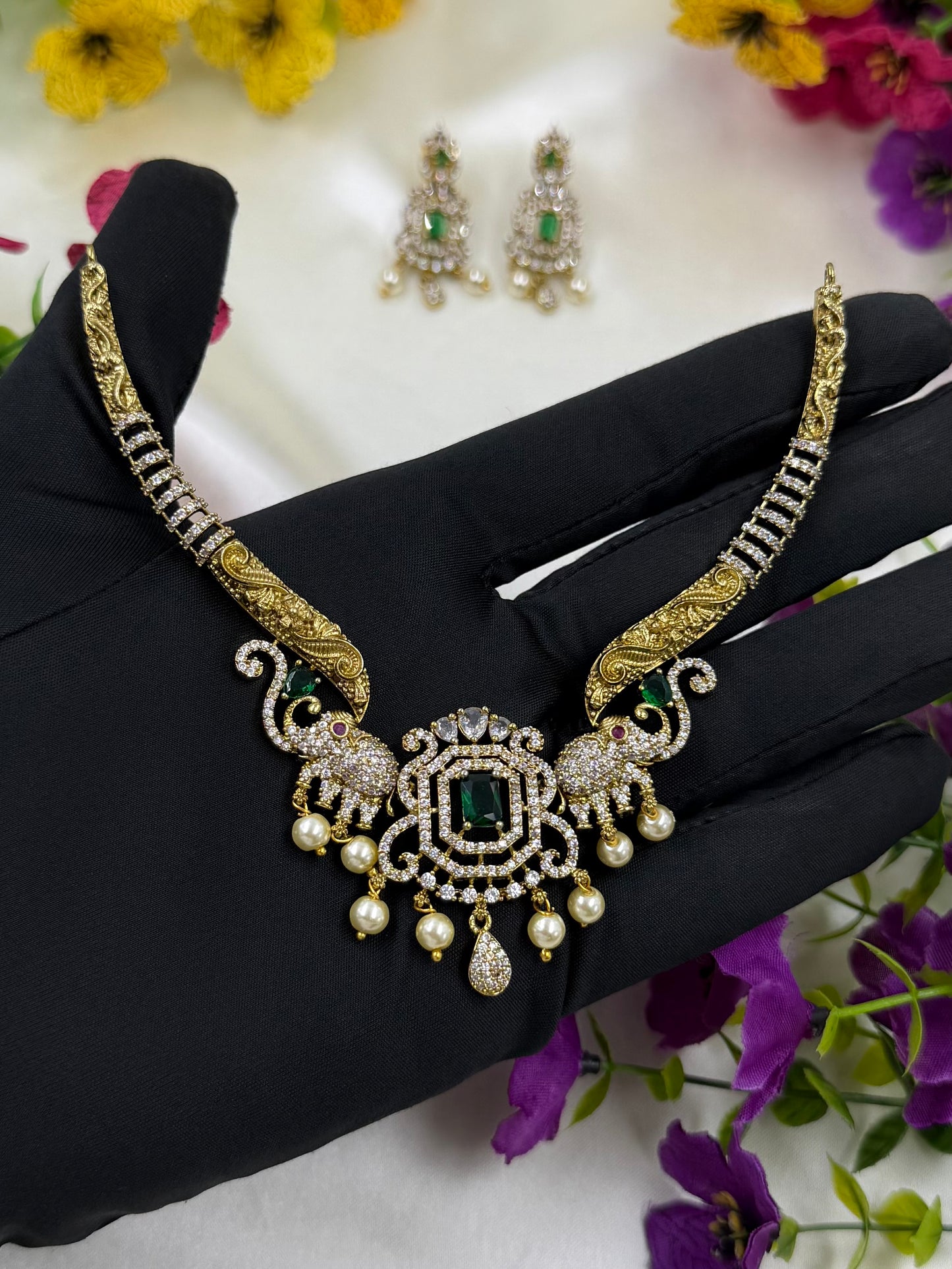 Heer Victorian Traditional Hali Necklace ￼