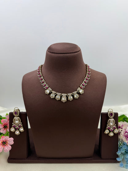 Reya Premium Victorian Necklace Set