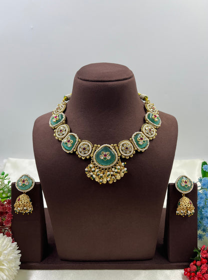 Amara Emerald Elegance Necklace