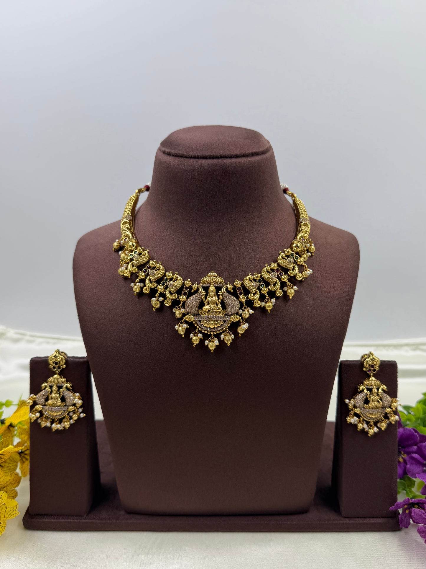 Pooja South Temple Necklace Set