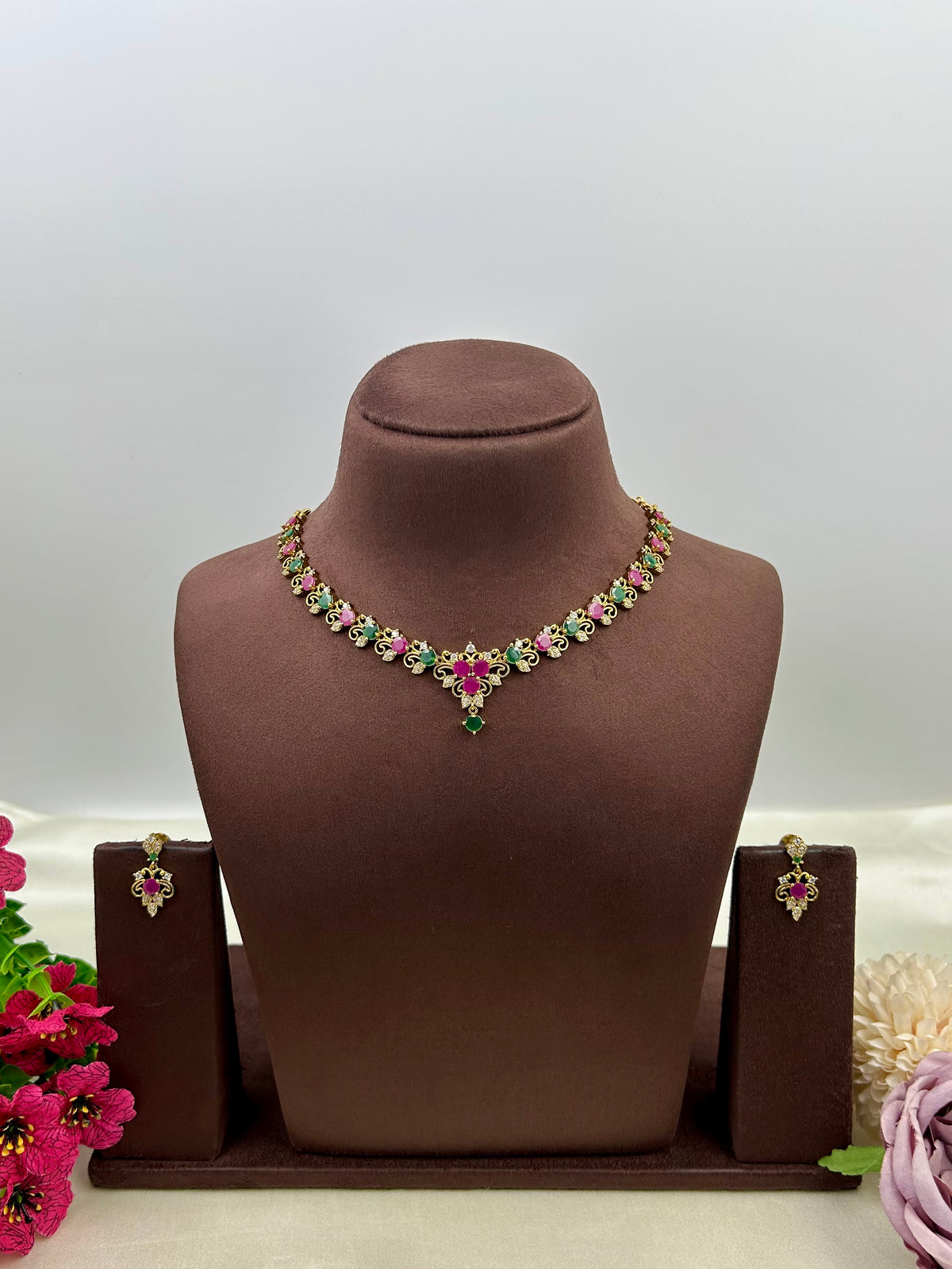 Tanisha Victorian Delicate Necklace