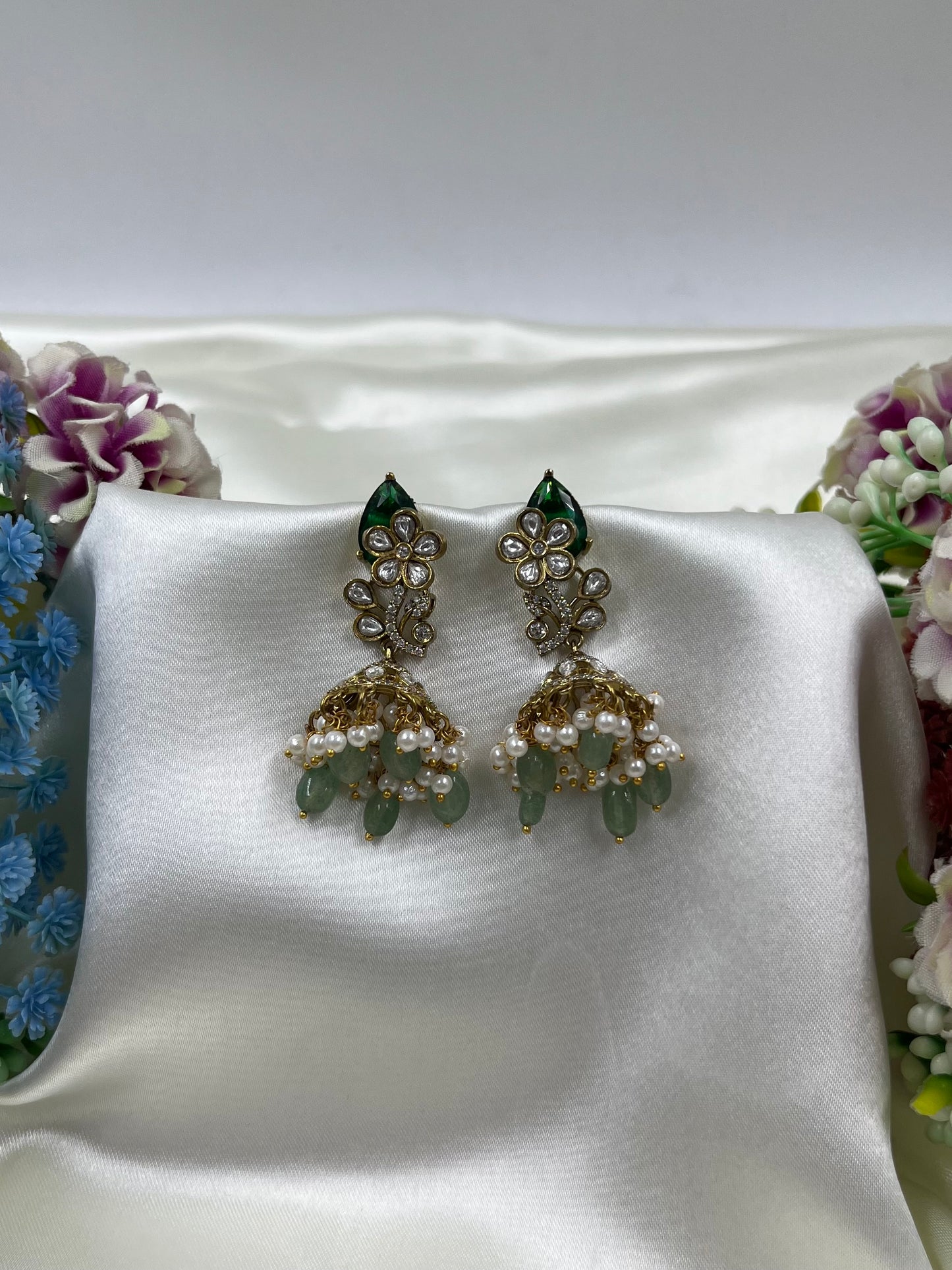 Isha Victorian Jhumka Earing