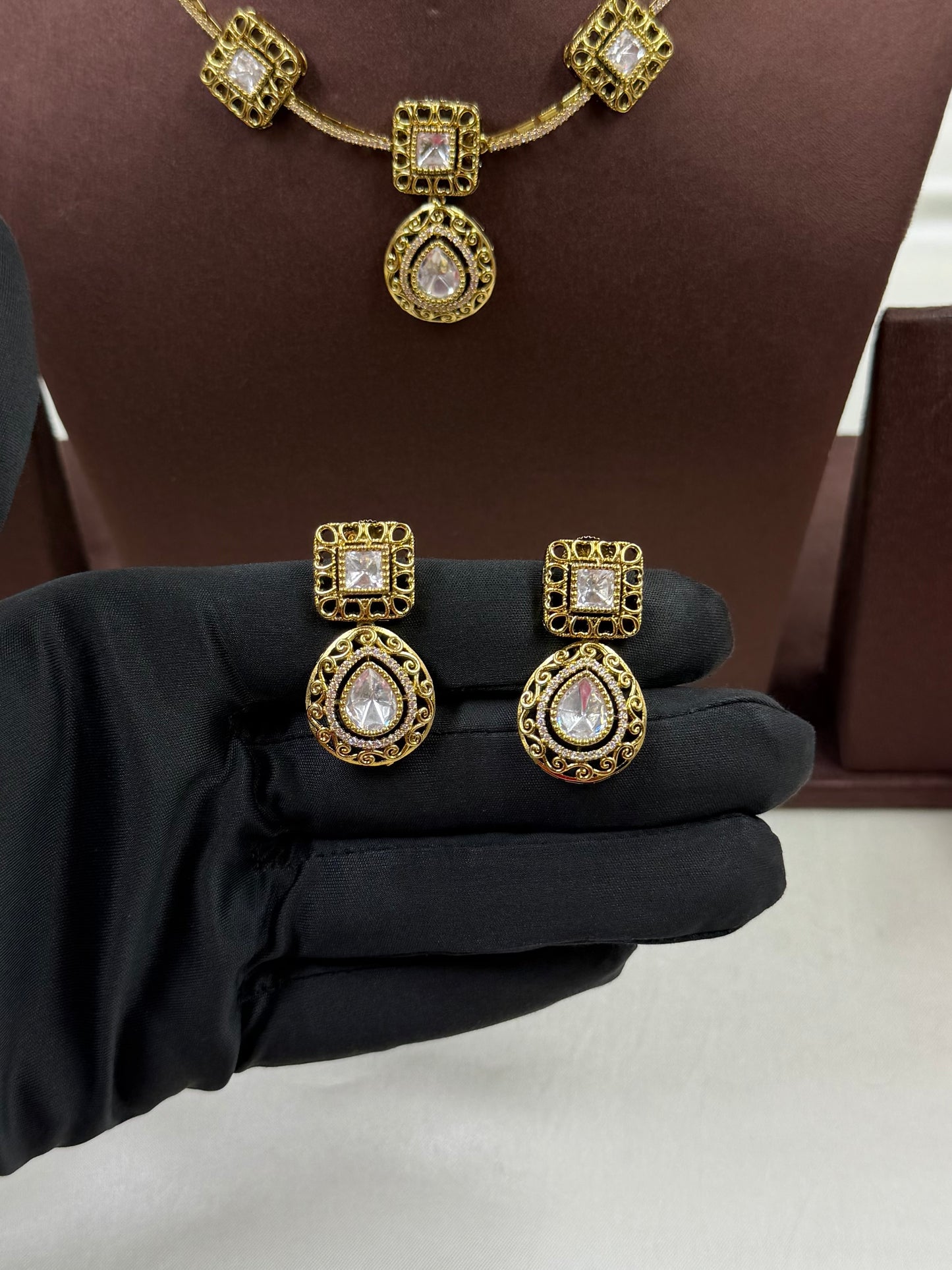 Harshada Victorian Premium Necklace