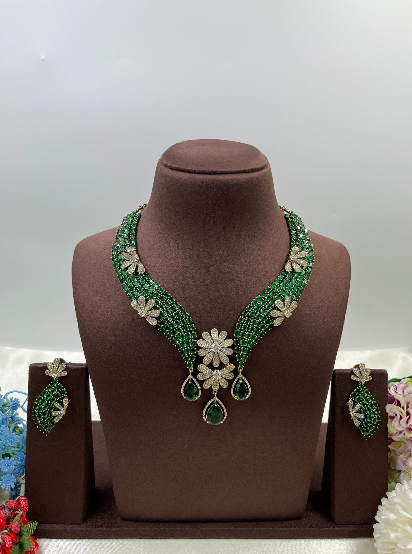 Anita Victorian American Diamond Necklace