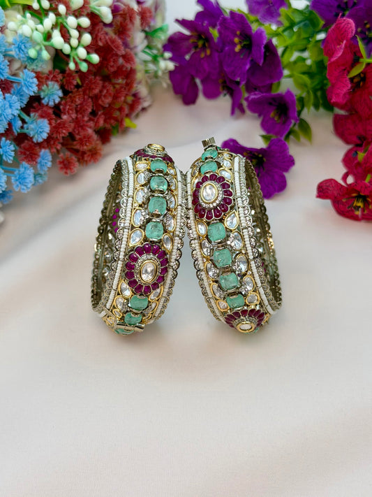 Kanika Victorian Bangles (Openable)