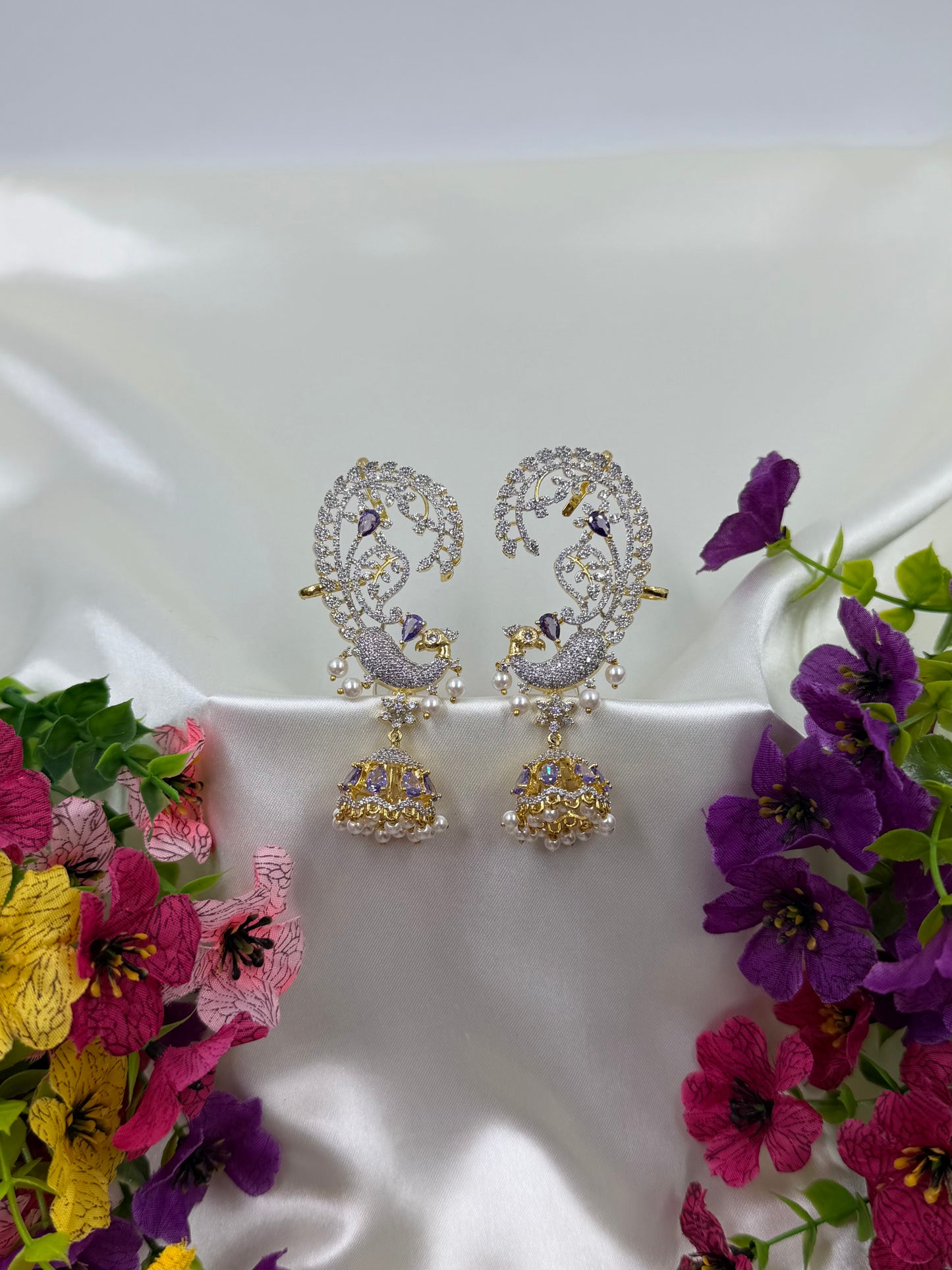 Nisha American Diamond Earcuff