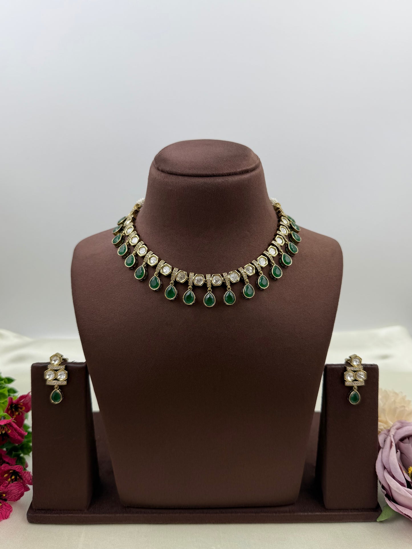 Pooja Premium Victorian Necklace Set