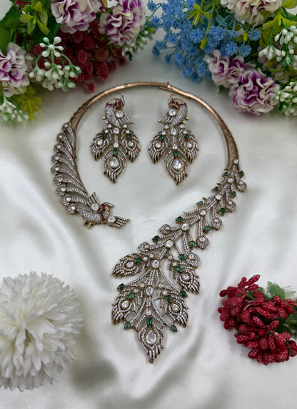 Ayushi Jaipuri Kundan Hasli Set