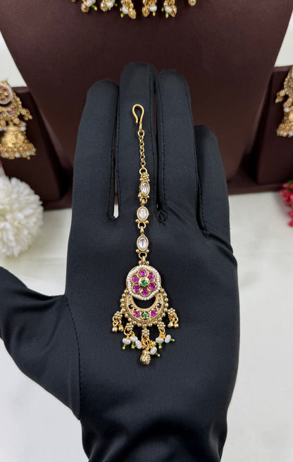 Vedanti Heritage Choker Necklace Set