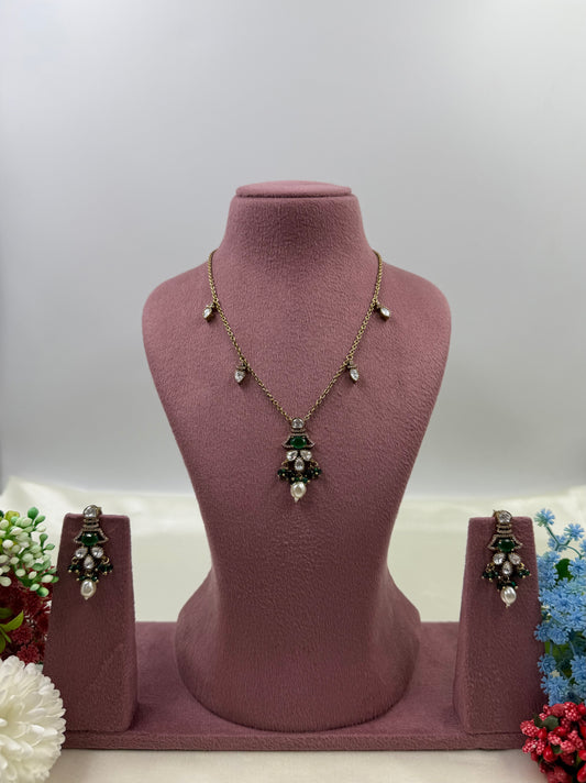 Himani Victorian Chain Pendant Necklace