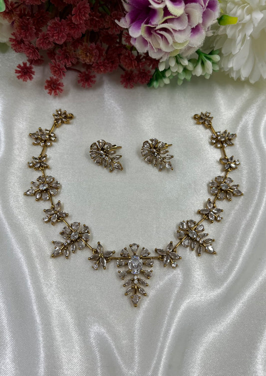 Gayatri Victorian Ad Necklace