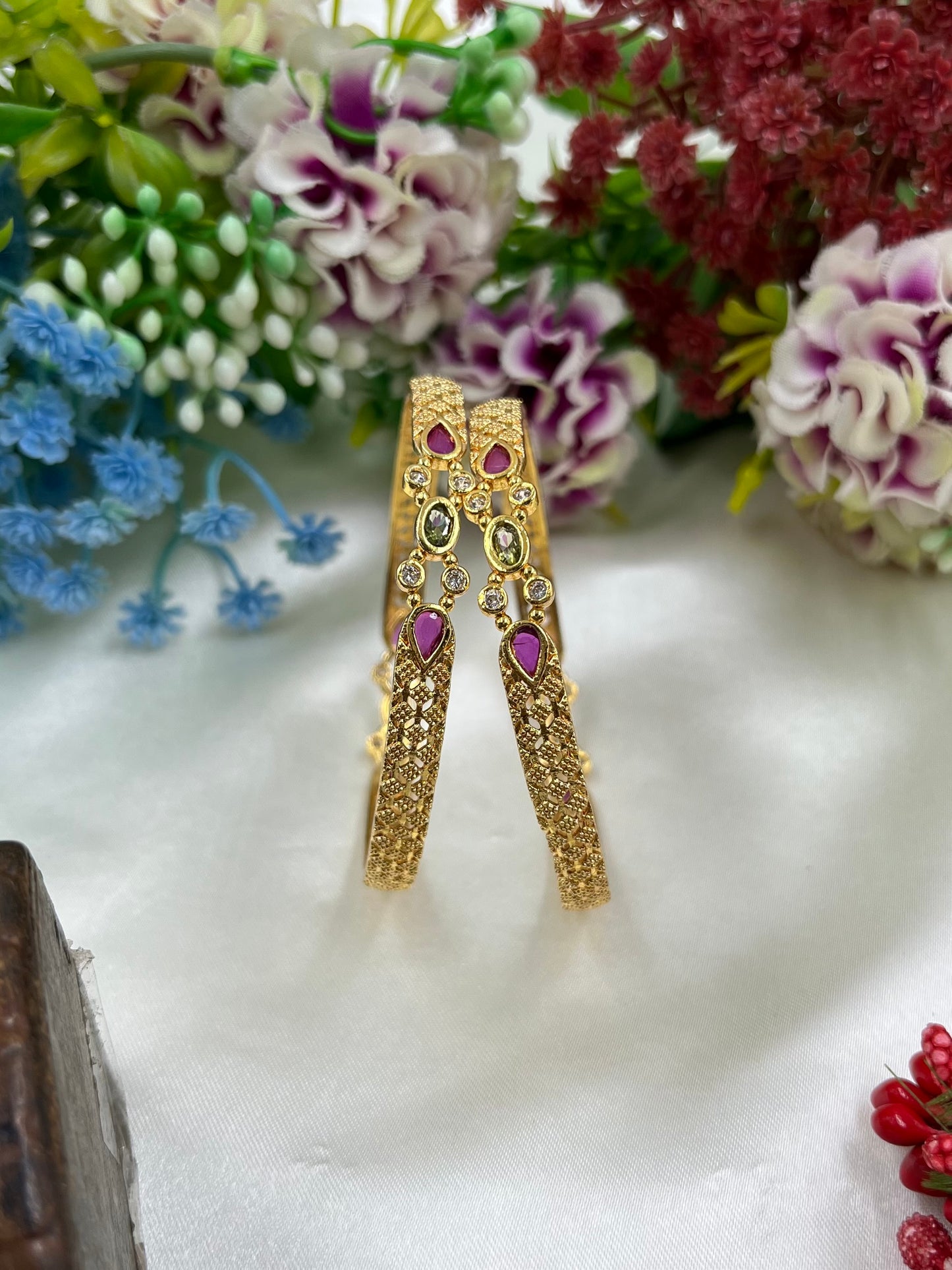 Sharvari Gold Bangles
