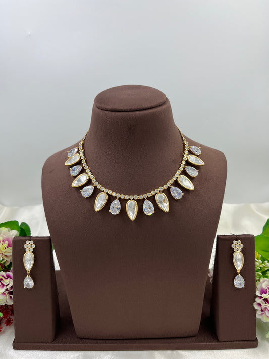 Twinkle Nest Premium Moissanite Kundan Necklace
