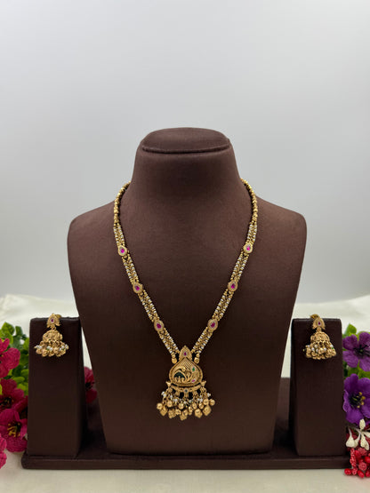 Savita Chorski Necklace Set