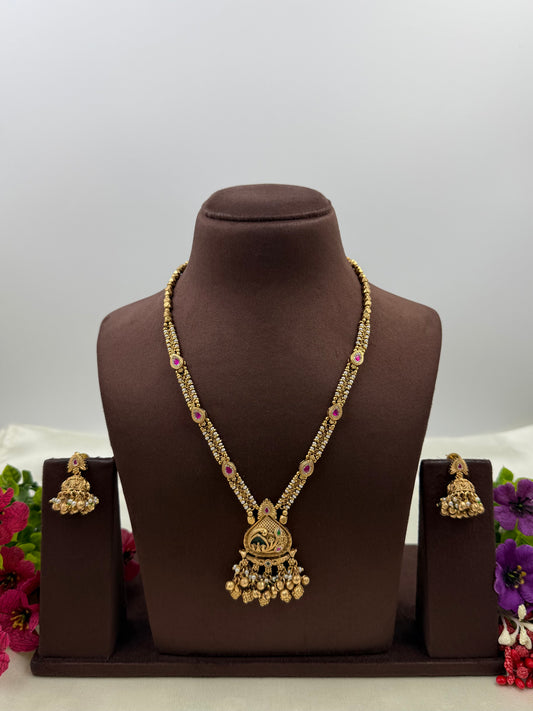 Savita Chorski Necklace Set
