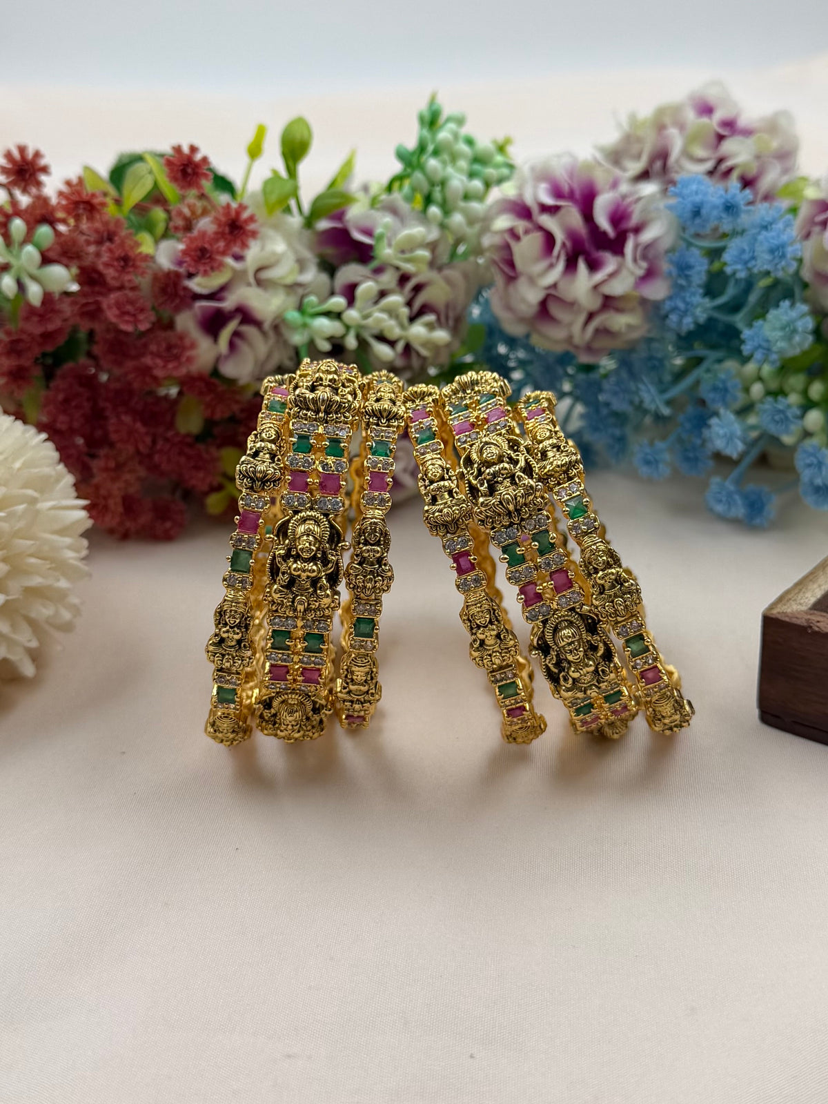 Dhanashree South Temple Bangles