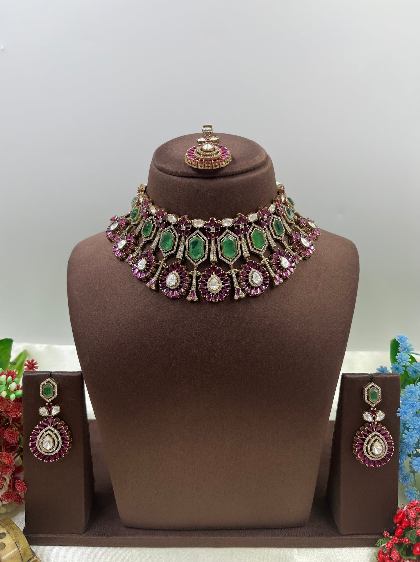 Radha Jaipuri Moissanite Kundan Choker Necklace
