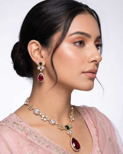 Pooja Victorian Delicate Necklace