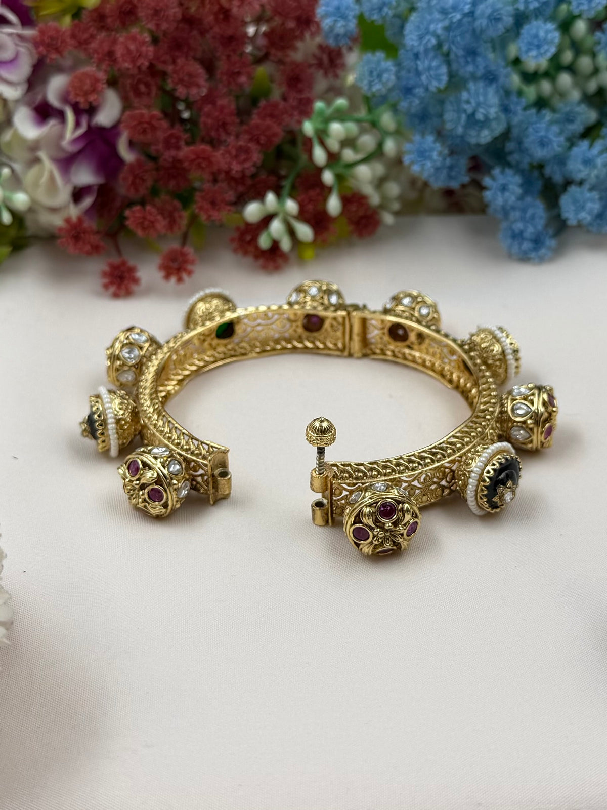 Priti Heritage Chorski Bangles (Openable)