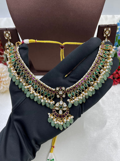 Juhi Victorian Necklace
