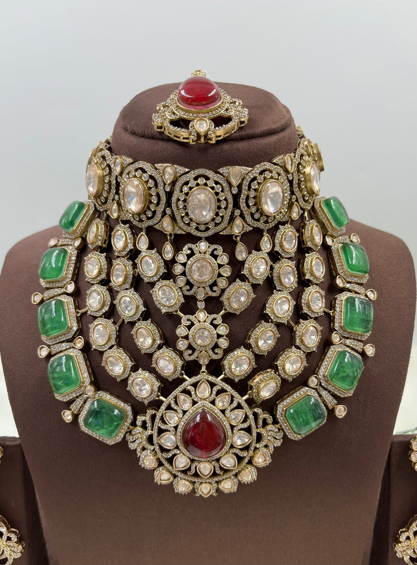 Noor Mahal Jaipuri Moissanite Kundan Choker Necklace